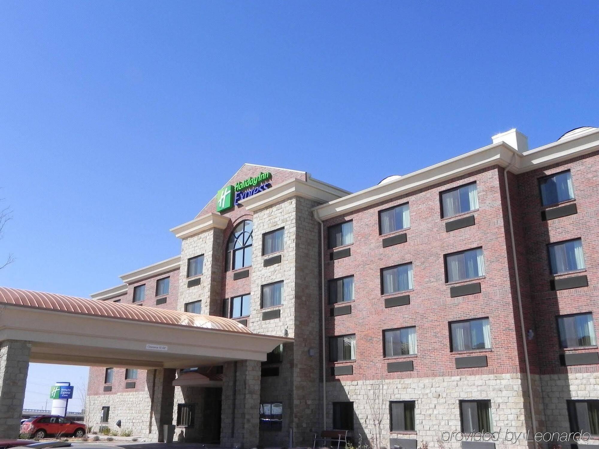 Holiday Inn Express & Suites Lubbock West, An Ihg Hotel Exterior photo